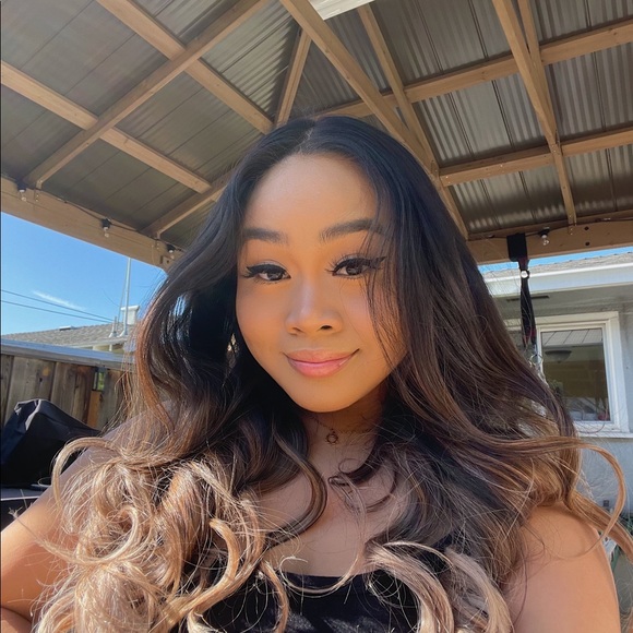 Meet your Posher, Kaedence - Picture 1 of 1